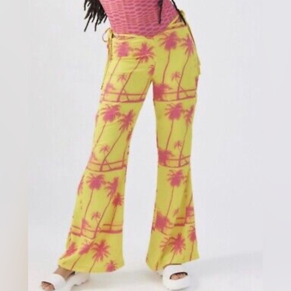 Urban Outfitters UO Sunny side‎ cutout yellow pink palm tree Flare Pants Size 10 - Picture 8 of 10